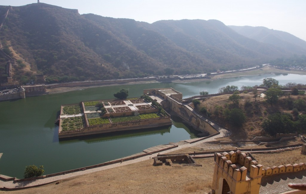 amberfort - 14